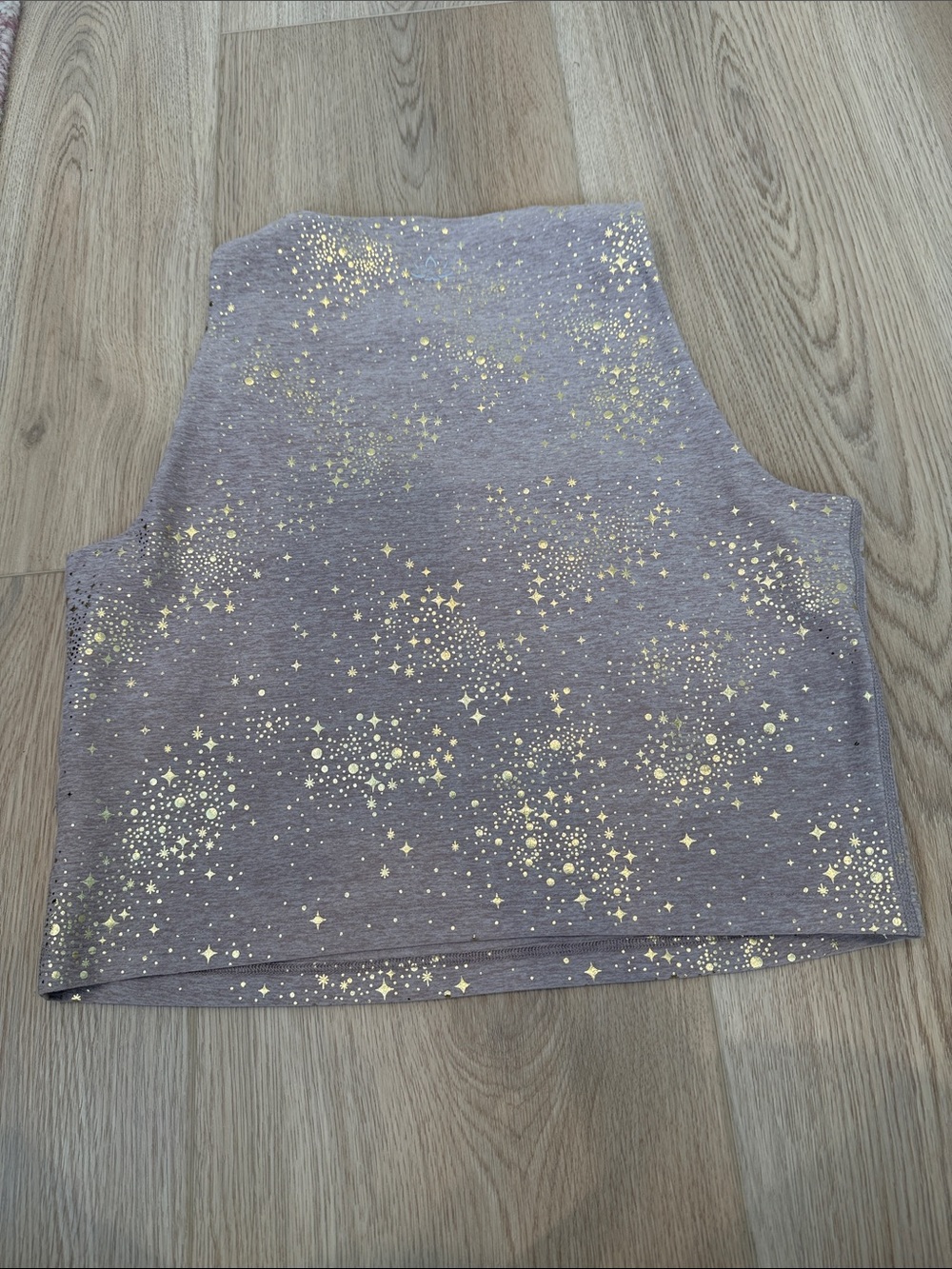 Beyond Yoga Taupe Crop Tank with Metallic Gold Star Print XL - Picture 4 of 6